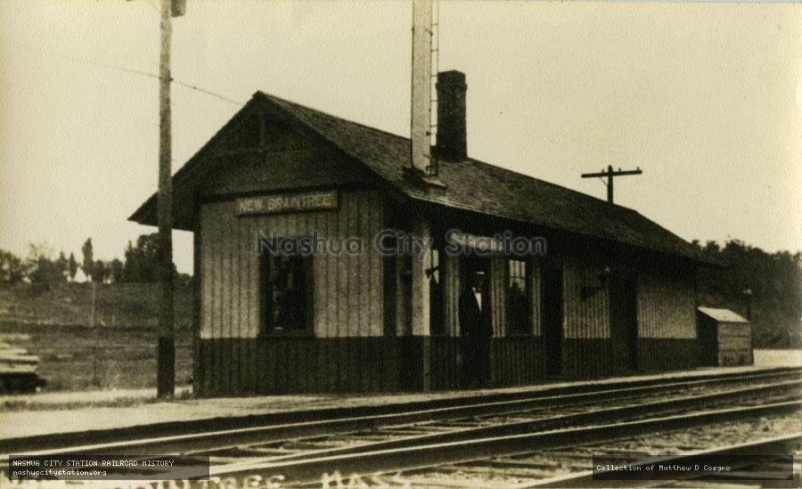 Postcard: Station, New Braintree, Massachusetts